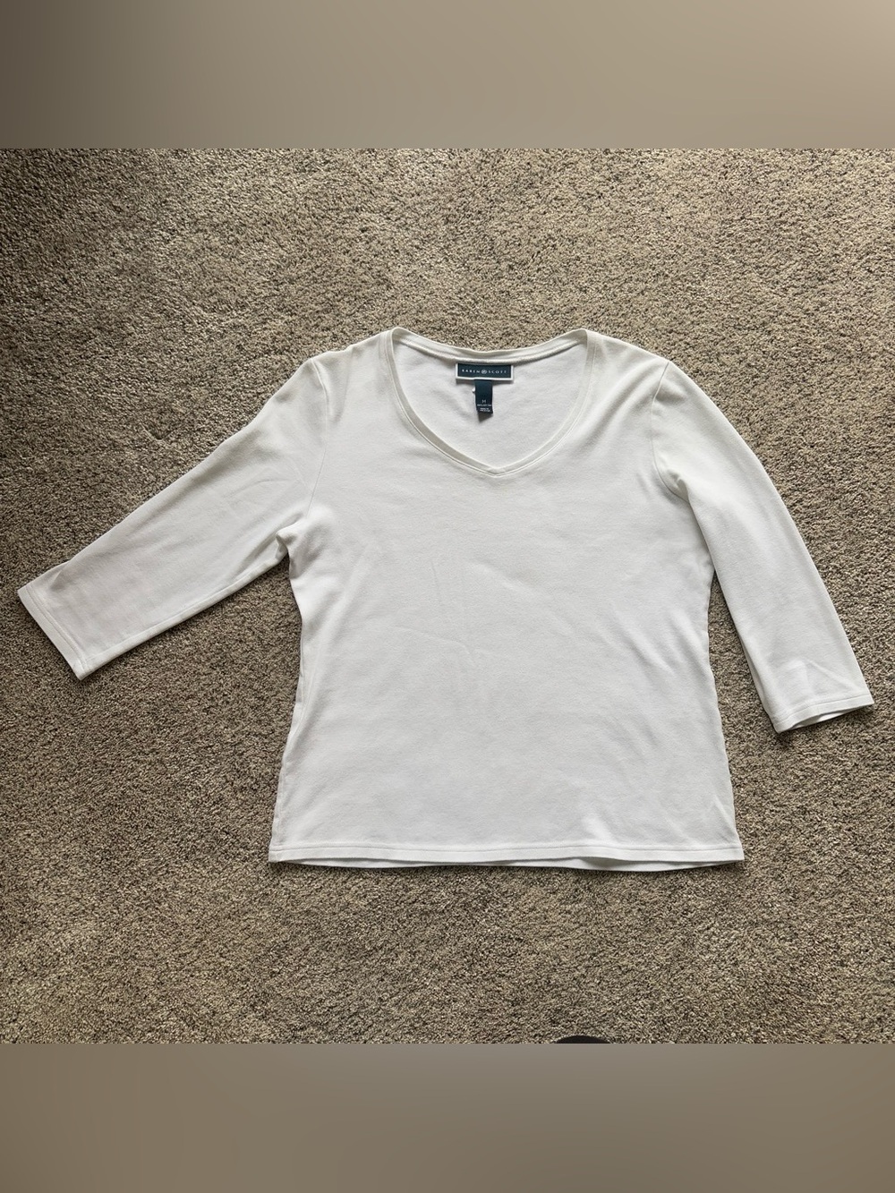 Karen Scott White V-Neck 3/4 Sleeve Cotton Top